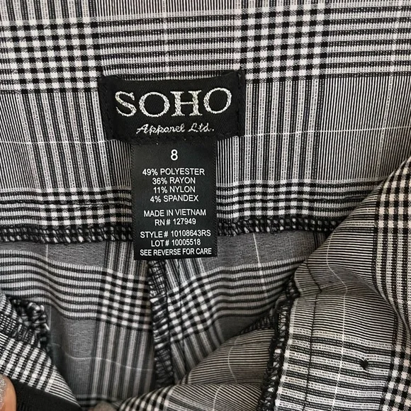 NWOT Soho pants in grey and black checkered design - Picture 4 of 4